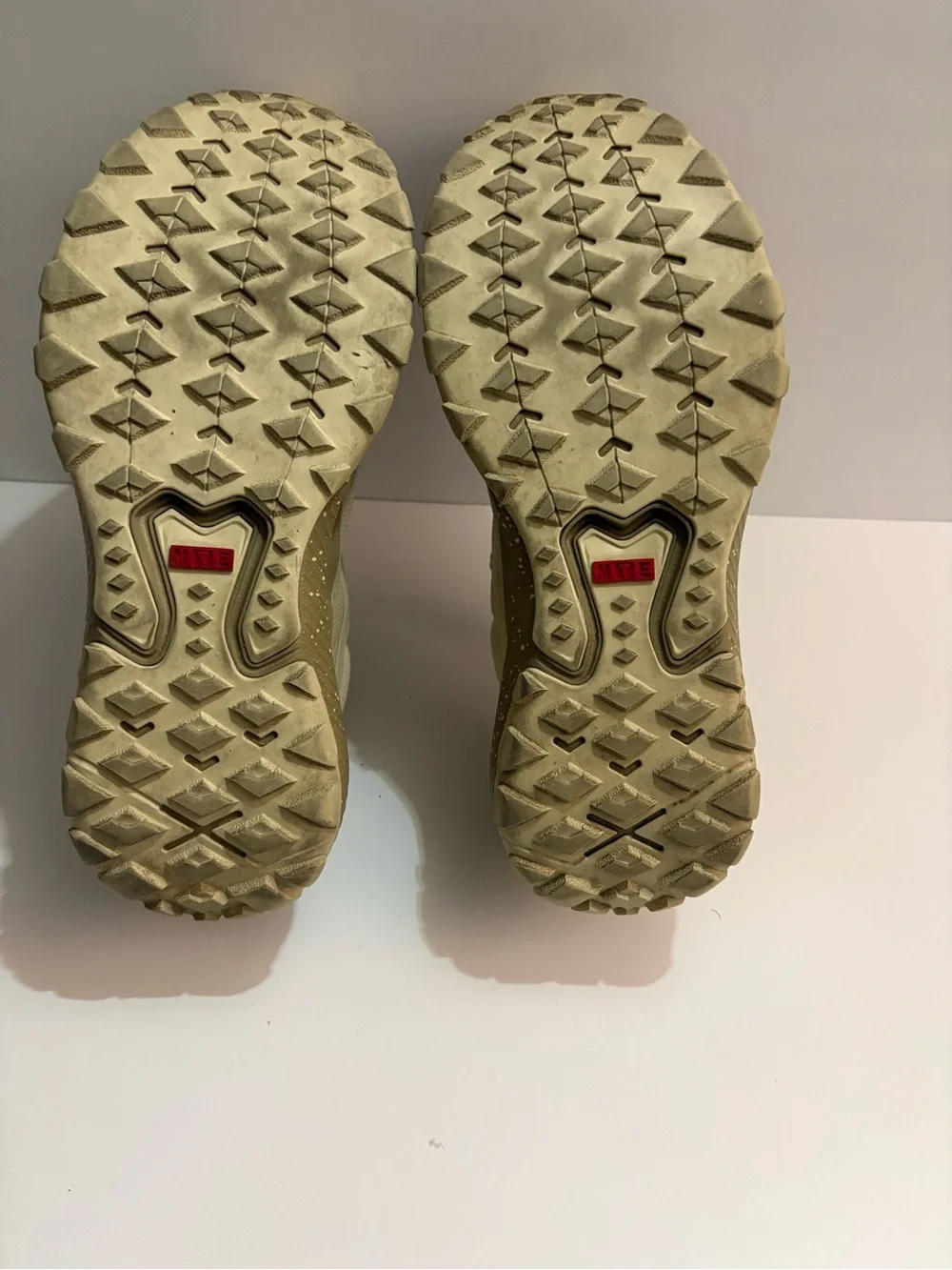 Vans Men's Tan/Beige Athletic Sneakers